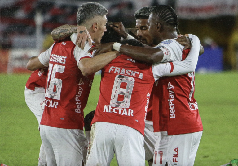 Santa Fe remontó, venció al Junior y acaricia la clasificación